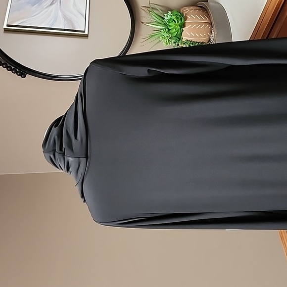 Sympli - Black long draping sweater. - Picture 3 of 11